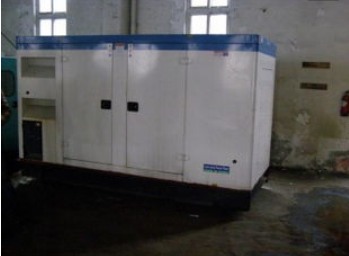 七里河康明斯150kw大型柴油二手发电机组 七里河康明斯150kw大型柴油二手发电机组